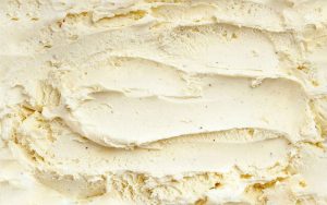 גלידת וניל עם תמצית וניל טבעית